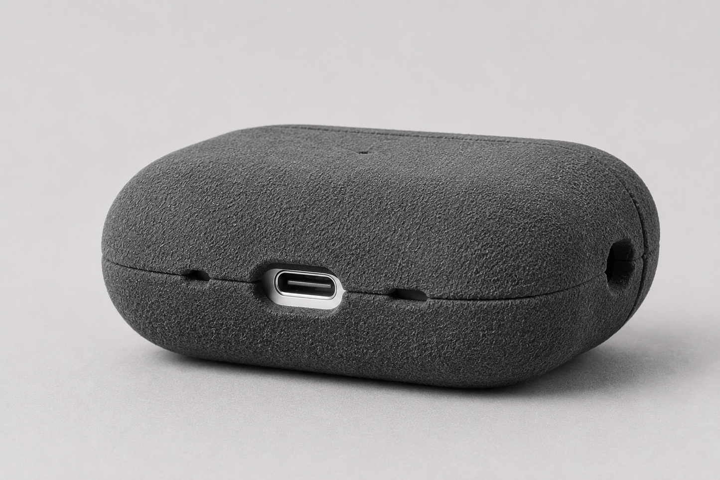 Alcantara Airpods Case - Graphite Grey